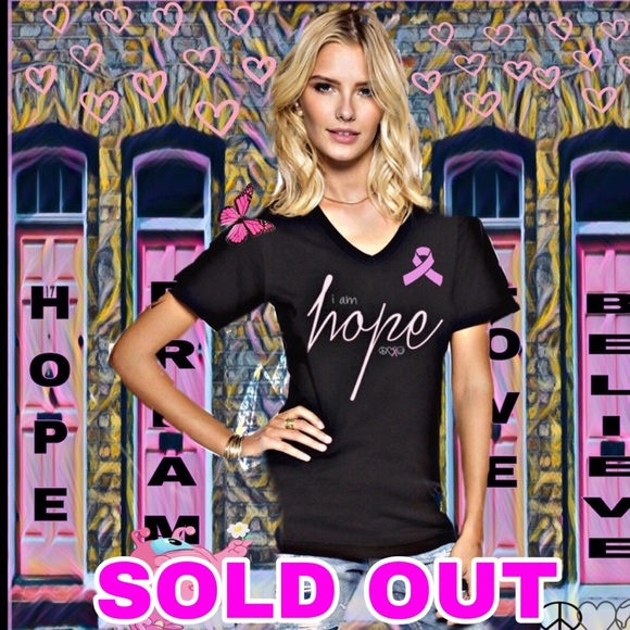 Peace Love World Tops - ✌🏼💗🌎 V-neck Tee “I am hope”